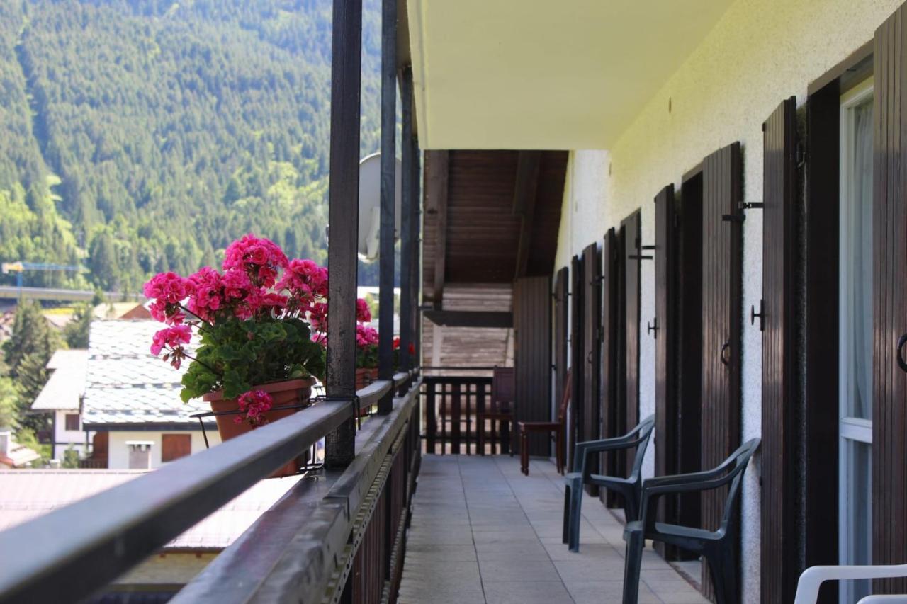 Casa Per Ferie Beatorosaz Otel Cesana Torinese Dış mekan fotoğraf