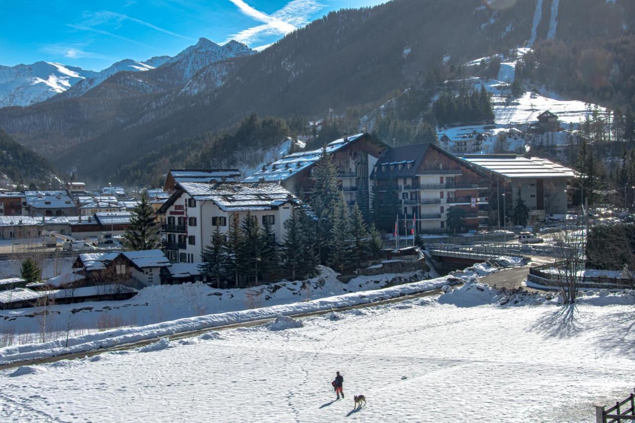 Casa Per Ferie Beatorosaz Otel Cesana Torinese Dış mekan fotoğraf